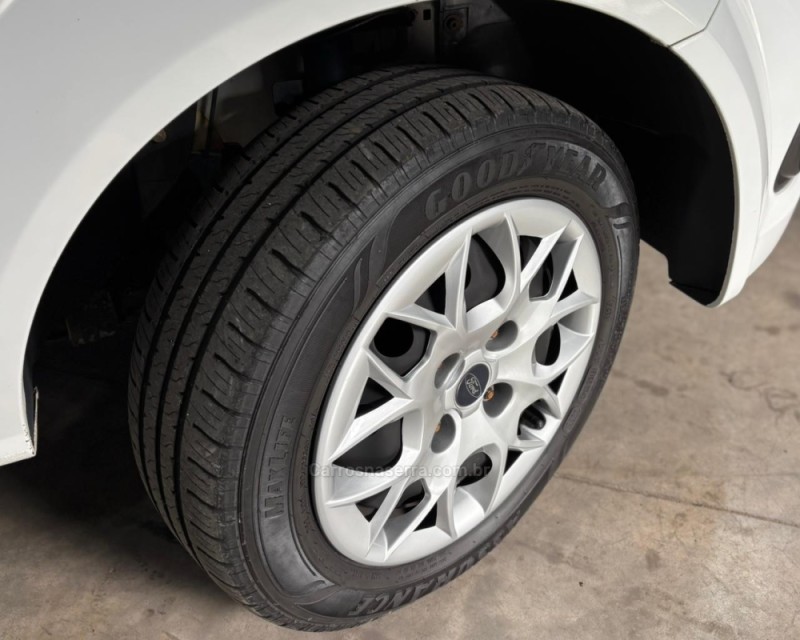 KA 1.0 MPI CLASS 8V FLEX 2P MANUAL - 2013 - VACARIA