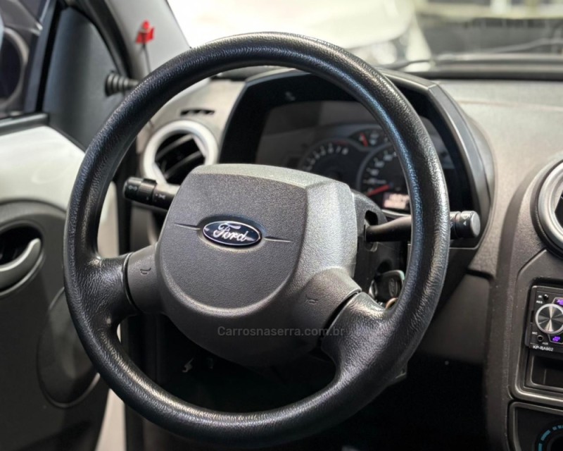 KA 1.0 MPI CLASS 8V FLEX 2P MANUAL - 2013 - VACARIA