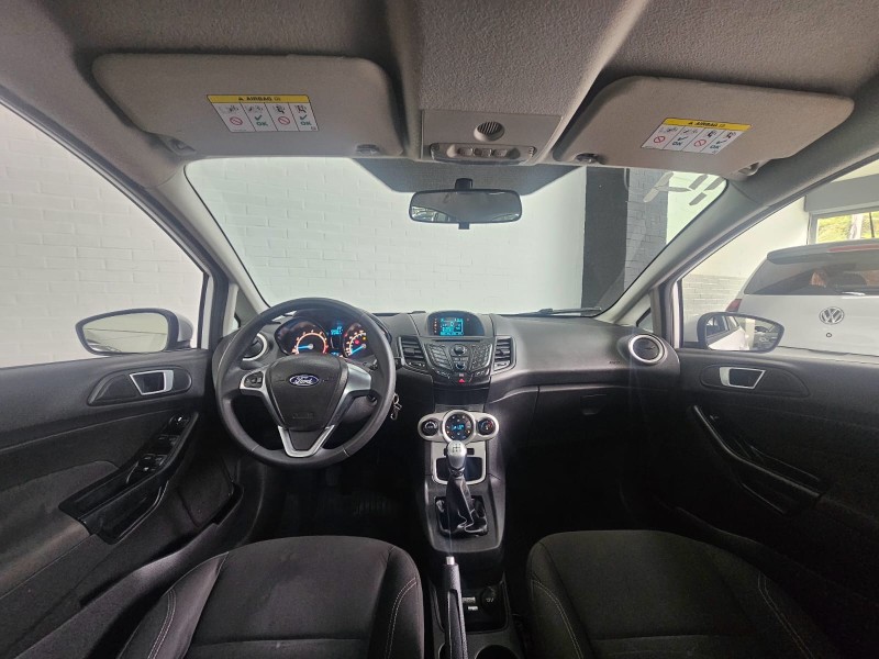 FIESTA 1.6 SE HATCH 16V FLEX 4P MANUAL - 2015 - CAXIAS DO SUL