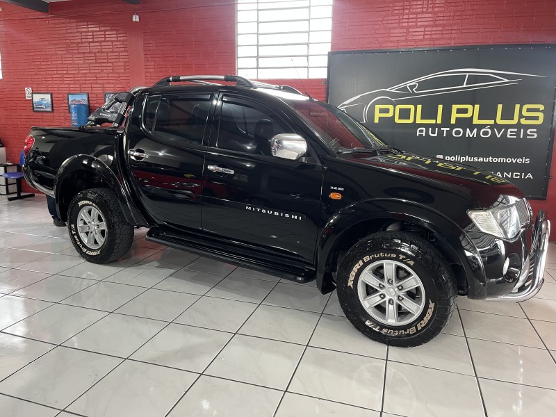 L200 TRITON 3.2 HPE 4X4 CD 16V TURBO INTERCOOLER DIESEL 4P AUTOMÁTICO - 2010 - CAXIAS DO SUL
