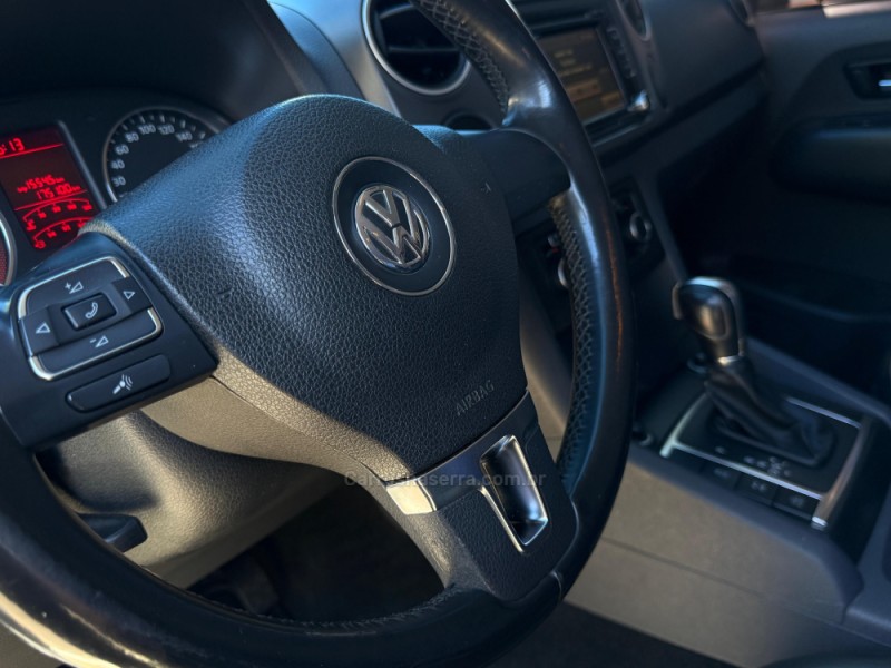 AMAROK 2.0 HIGHLINE 4X4 CD 16V TURBO INTERCOOLER DIESEL 4P AUTOMÁTICO - 2013 - LAGOA VERMELHA