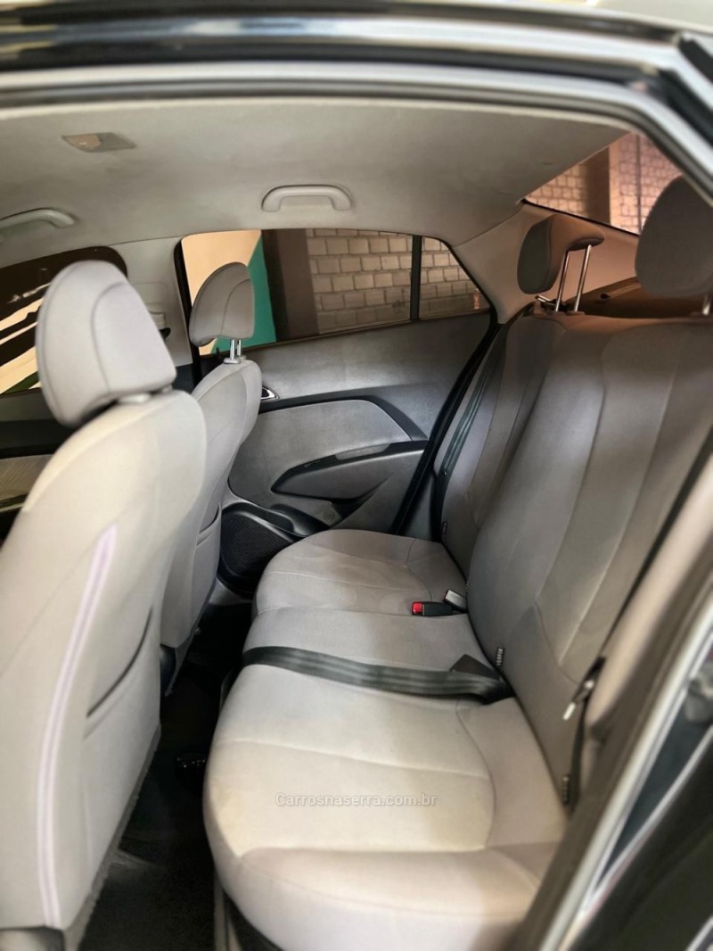 HB20 1.0 COMFORT PLUS 12V FLEX 4P MANUAL - 2014 - NOVO HAMBURGO