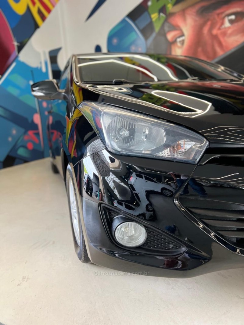 HB20 1.0 COMFORT PLUS 12V FLEX 4P MANUAL - 2014 - NOVO HAMBURGO