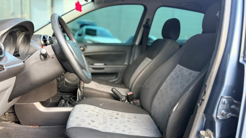 FIESTA 1.0 SE 8V FLEX 4P MANUAL - 2011 - TORRES