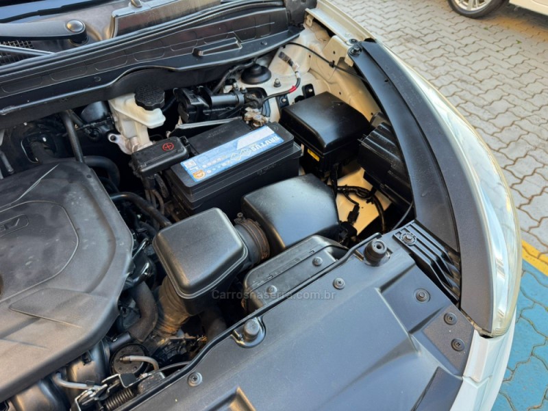 IX35 2.0 MPFI XLS 16V GASOLINA 4P MANUAL - 2012 - ESTâNCIA VELHA