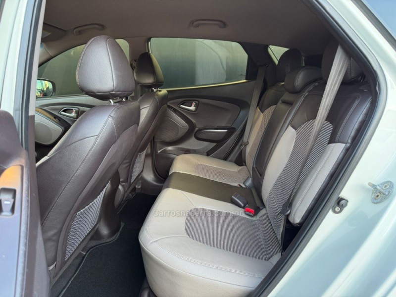 IX35 2.0 MPFI XLS 16V GASOLINA 4P MANUAL - 2012 - ESTâNCIA VELHA