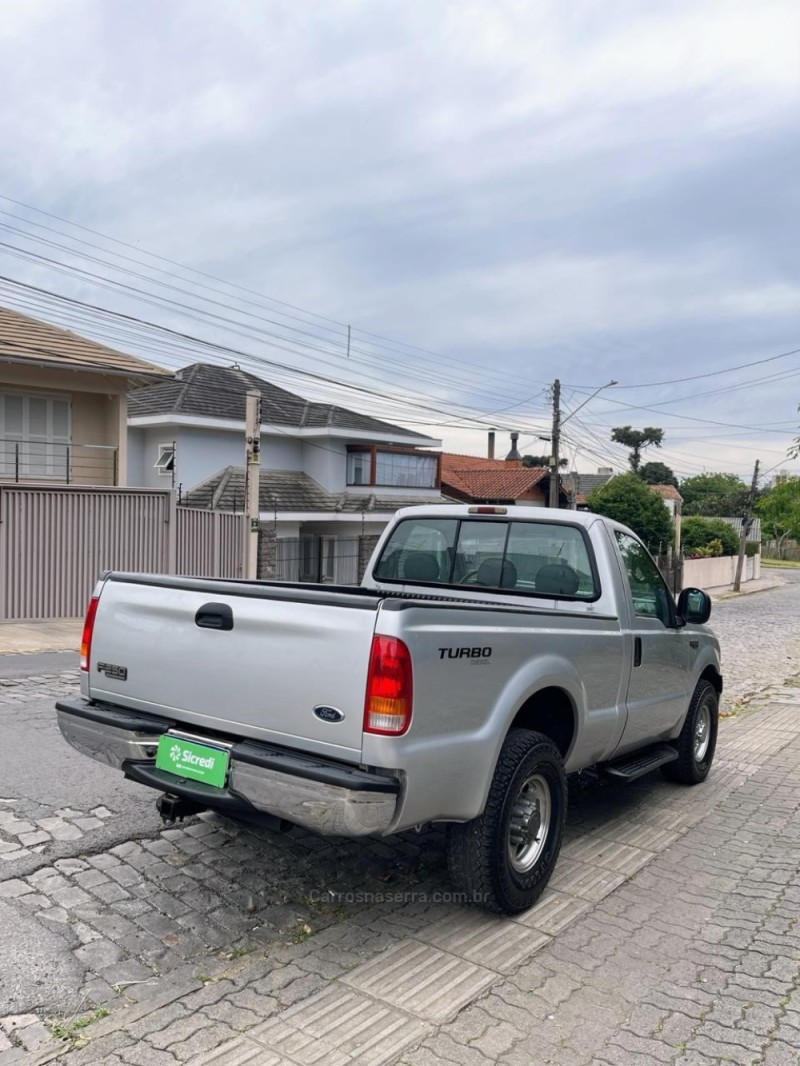 F-250 4.2 XL 4X2 CS TURBO INTERCOOLER DIESEL 2P MANUAL - 2000 - BENTO GONçALVES