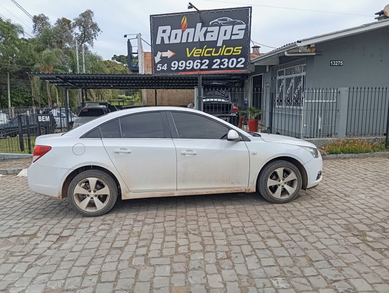 CRUZE 1.8 LT 16V FLEX 4P MANUAL