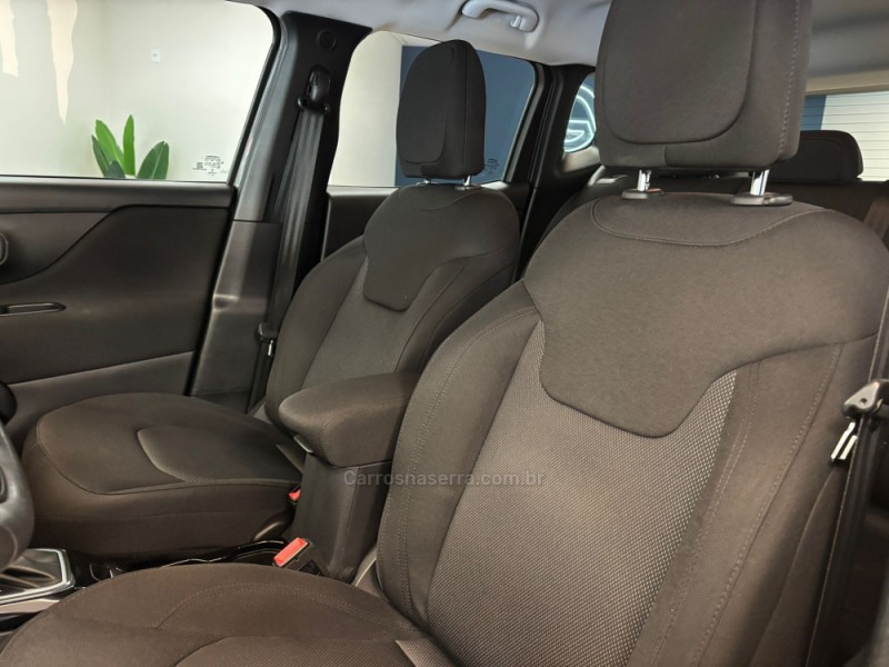 RENEGADE 1.8 16V NIGHT EAGLE 4X2 FLEX 4P AUTOMÁTICO - 2021 - CARLOS BARBOSA