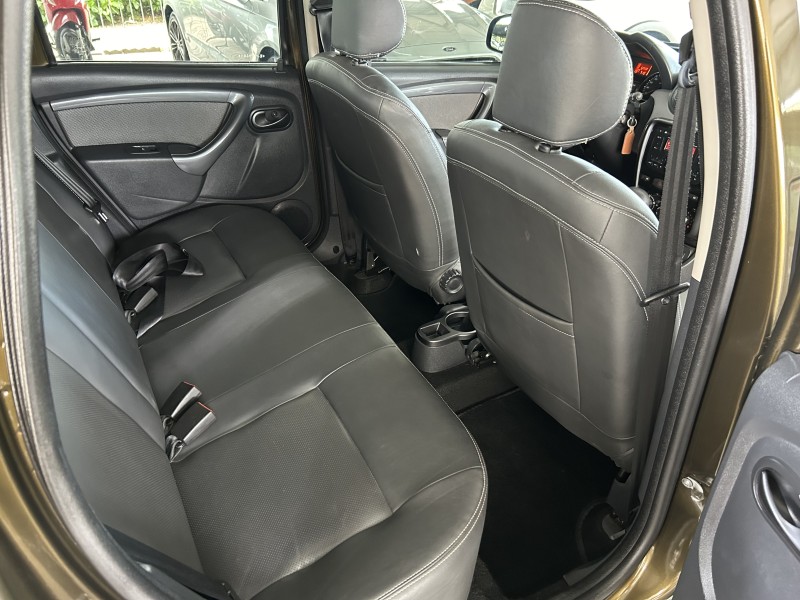 DUSTER 2.0 DYNAMIQUE 4X2 16V FLEX 4P AUTOMÁTICO - 2014 - CAXIAS DO SUL