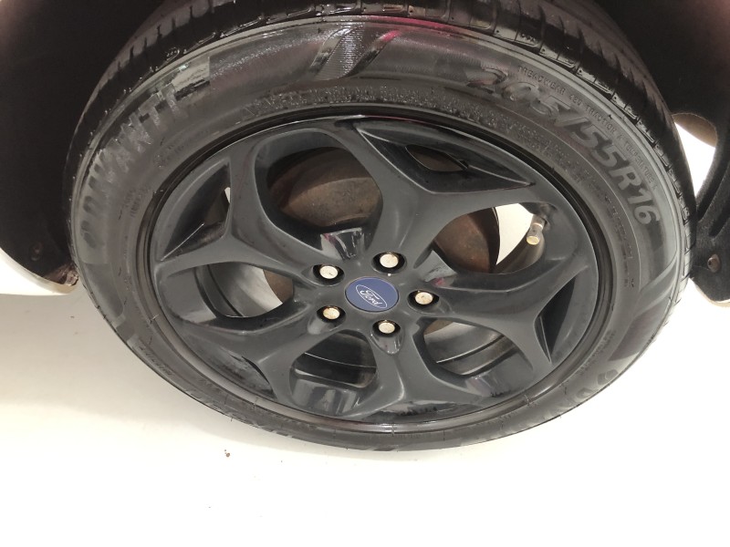 FOCUS 1.6 8V FLEX 4P MANUAL - 2011 - VALE REAL
