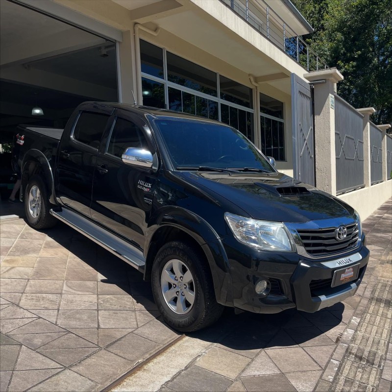 HILUX 3.0 SRV 4X4 CD 16V TURBO INTERCOOLER DIESEL 4P AUTOMÁTICO - 2013 - NOVA PETRóPOLIS