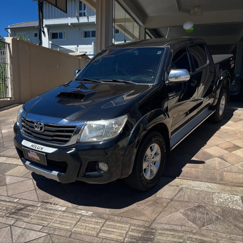 HILUX 3.0 SRV 4X4 CD 16V TURBO INTERCOOLER DIESEL 4P AUTOMÁTICO - 2013 - NOVA PETRóPOLIS