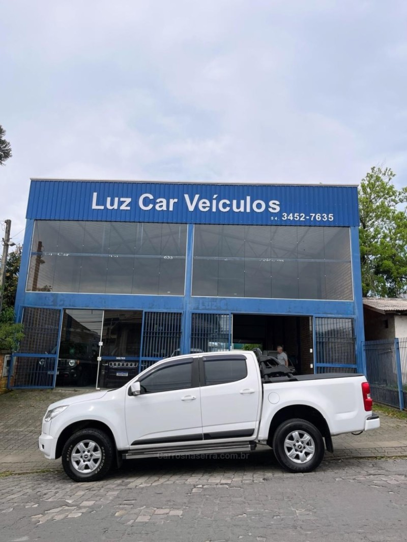 S10 2.5 LT 4X2 CD 16V FLEX 4P MANUAL - 2015 - BENTO GONçALVES