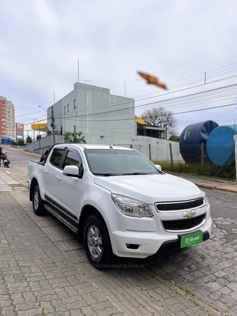 S10 2.5 LT 4X2 CD 16V FLEX 4P MANUAL - 2015 - BENTO GONçALVES