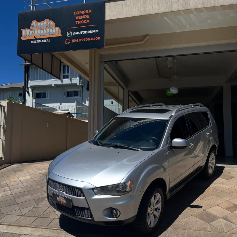 outlander 3.0 gt 4x4 v6 24v gasolina 4p automatico 2010 nova petropolis