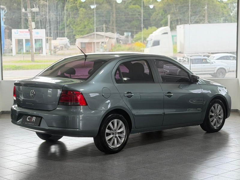 VOYAGE 1.6 MI TREND 8V FLEX 4P MANUAL - 2011 - CAXIAS DO SUL