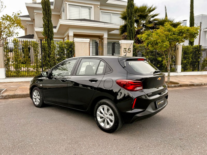 ONIX 1.0 LT 12V TURBO FLEX 4P MANUAL - 2021 - BENTO GONçALVES
