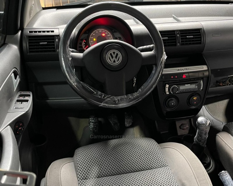 FOX 1.6 MI ROUTE 8V FLEX 4P MANUAL - 2008 - VACARIA