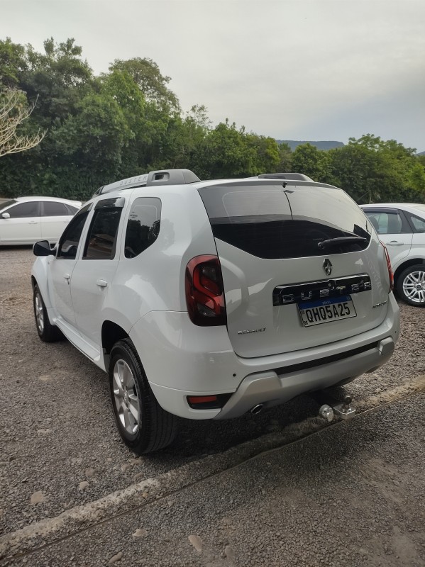DUSTER 2.0 DYNAMIQUE 4X2 16V FLEX 4P AUTOMÁTICO - 2016 - VALE REAL