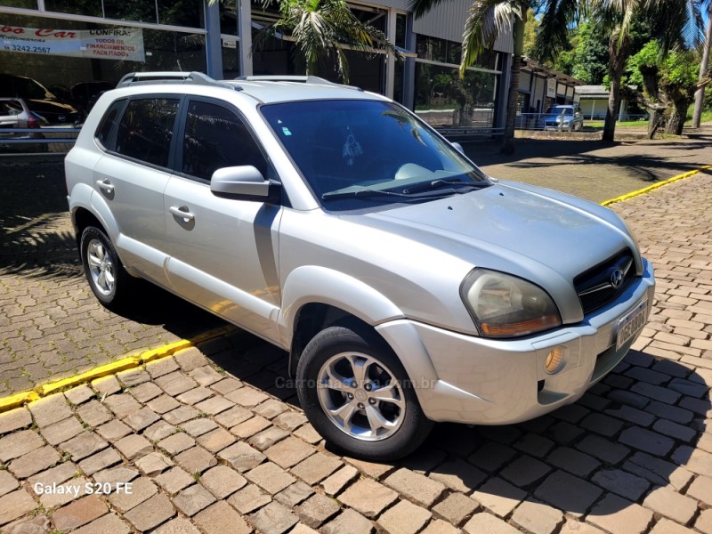 TUCSON 2.0 MPFI GLS 16V 143CV 2WD GASOLINA 4P AUTOMÁTICO