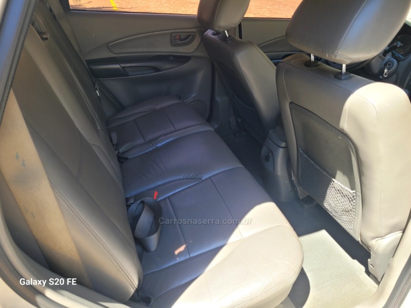 TUCSON 2.0 MPFI GLS 16V 143CV 2WD GASOLINA 4P AUTOMÁTICO - 2015 - NOVA PRATA