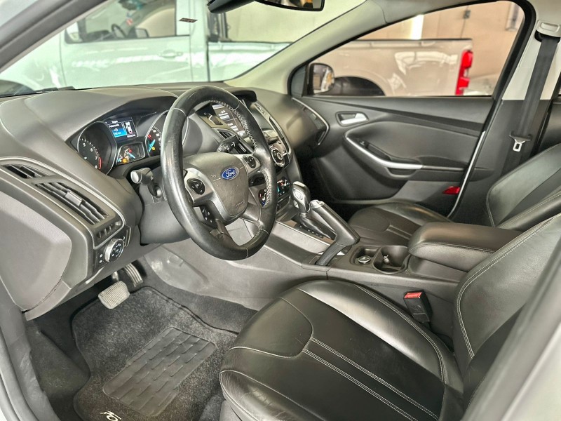 FOCUS 2.0 TITANIUM PLUS 16V FLEX 4P AUTOMÁTICO - 2014 - CAXIAS DO SUL