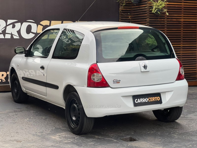 CLIO 1.0 CAMPUS 16V FLEX 2P MANUAL - 2011 - NOVO HAMBURGO