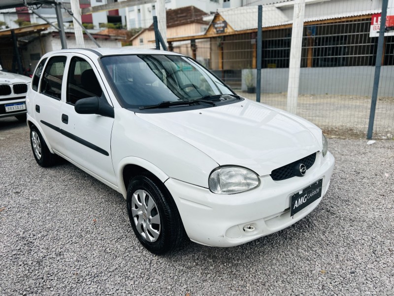 CORSA 1.0 MPF WIND 8V GASOLINA 4P MANUAL - 2000 - CAXIAS DO SUL