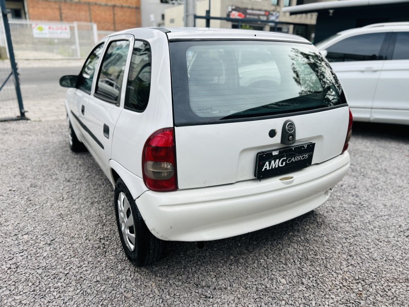 CORSA 1.0 MPF WIND 8V GASOLINA 4P MANUAL - 2000 - CAXIAS DO SUL