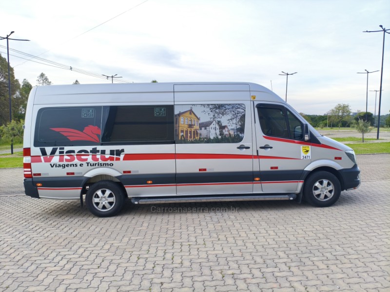 SPRINTER 2.2 415 CDI FURGÃO EXTRA LONGO TETO ALTO 3P DIESEL MANUAL - 2019 - ANTôNIO PRADO