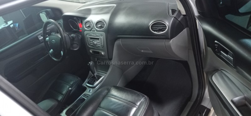 FOCUS 2.0 SE PLUS 16V FLEX 4P AUTOMÁTICO - 2012 - CAXIAS DO SUL