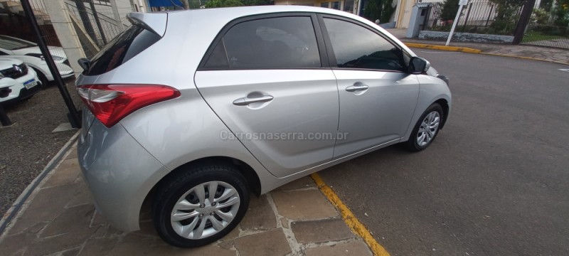 HB20 1.0 12V LIMITED FLEX 4P MANUAL - 2017 - PICADA CAFé