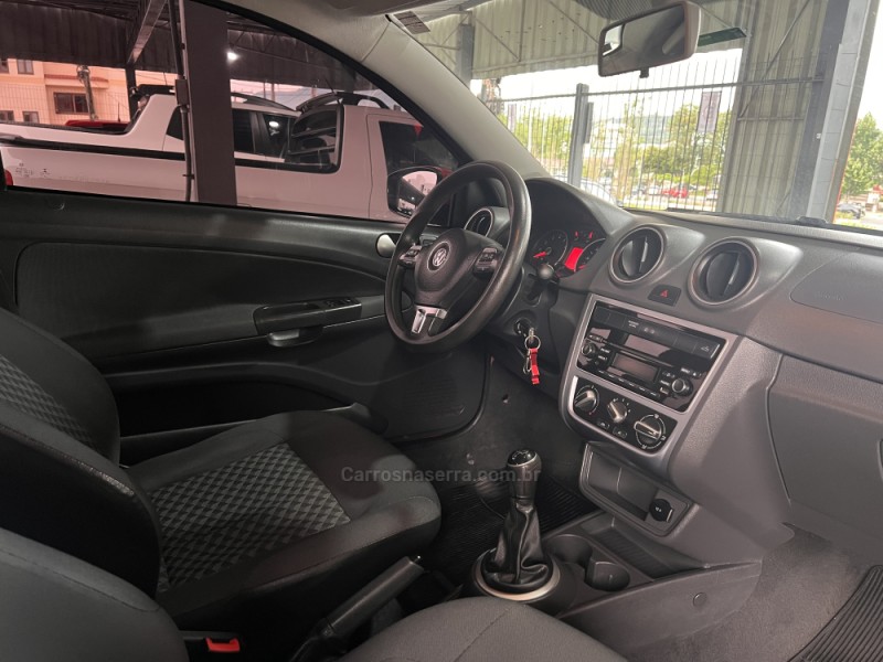 SAVEIRO 1.6 MI TRENDLINE CE 8V FLEX 2P MANUAL - 2015 - BOM PRINCíPIO