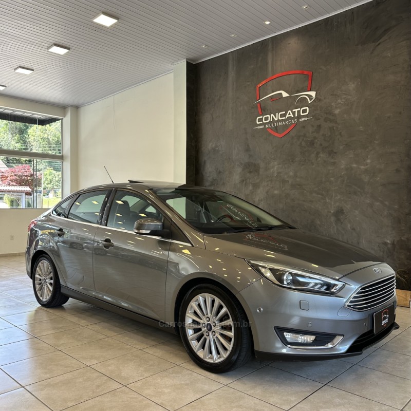 FOCUS 2.0 TITANIUM PLUS SEDAN 16V FLEX 4P AUTOMÁTICO - 2016 - FARROUPILHA