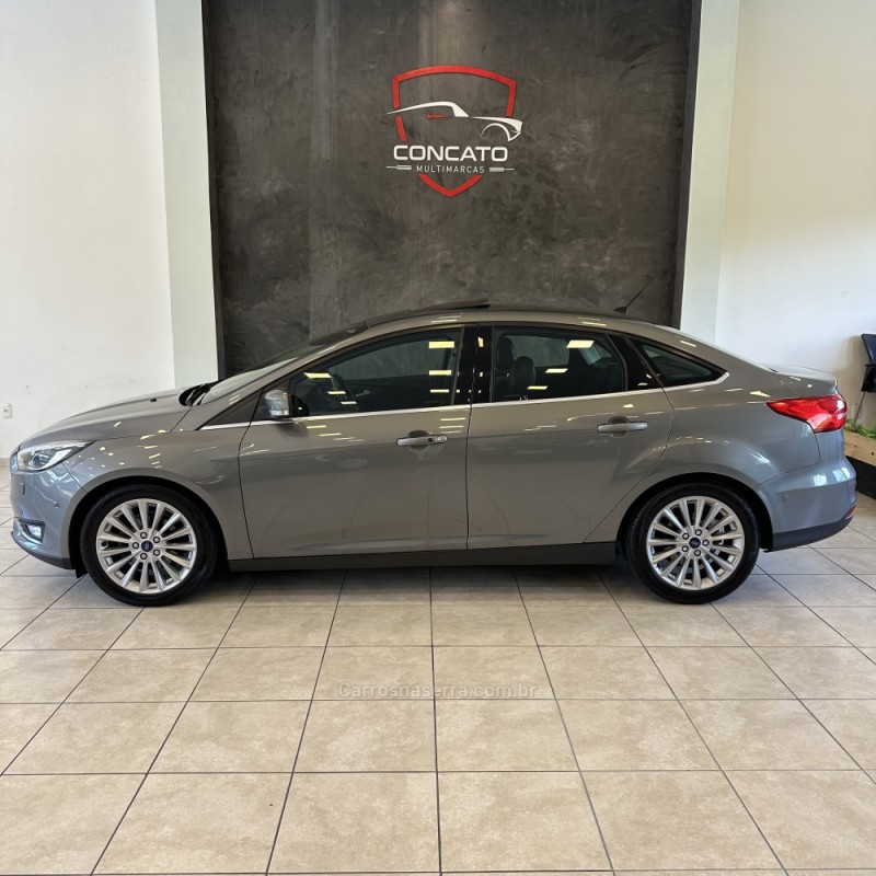 FOCUS 2.0 TITANIUM PLUS SEDAN 16V FLEX 4P AUTOMÁTICO - 2016 - FARROUPILHA