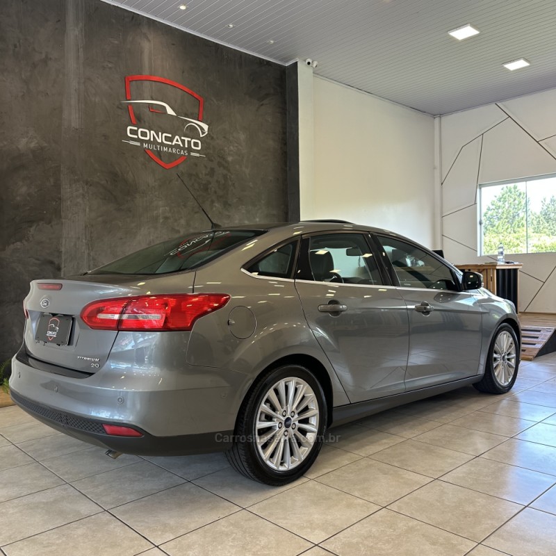 FOCUS 2.0 TITANIUM PLUS SEDAN 16V FLEX 4P AUTOMÁTICO - 2016 - FARROUPILHA