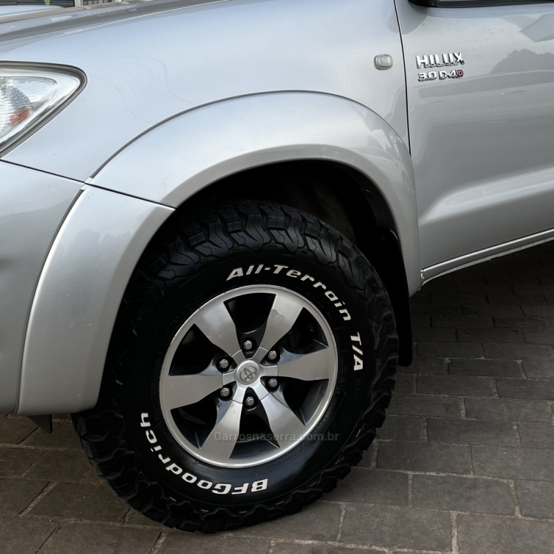 HILUX 3.0 SRV 4X4 CD 16V TURBO INTERCOOLER DIESEL 4P AUTOMÁTICO - 2010 - VACARIA