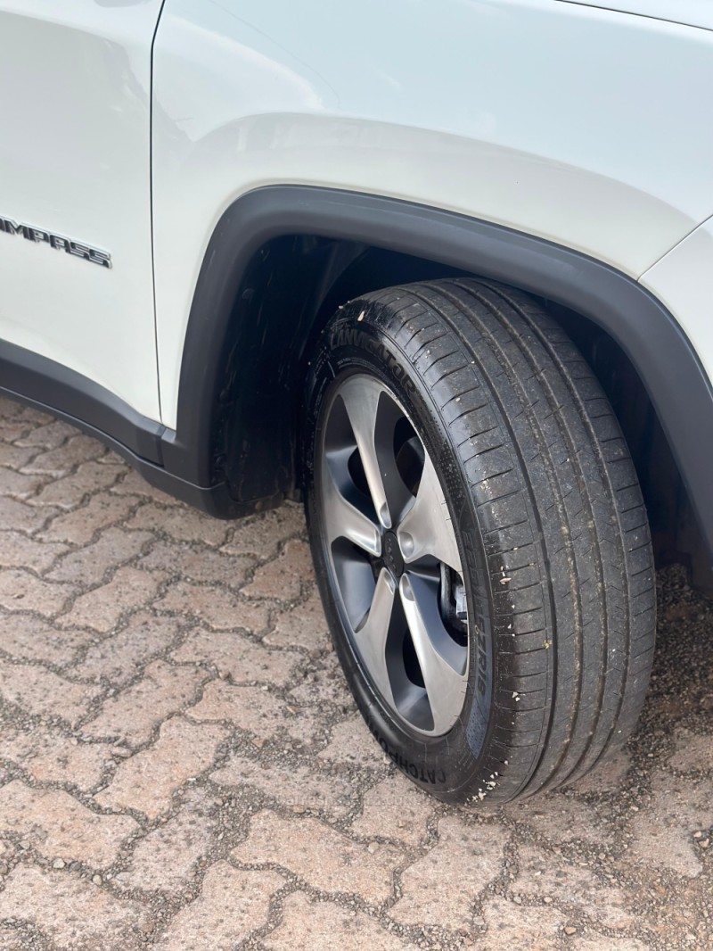 COMPASS 2.0 16V FLEX LONGITUDE AUTOMÁTICO - 2018 - CAXIAS DO SUL