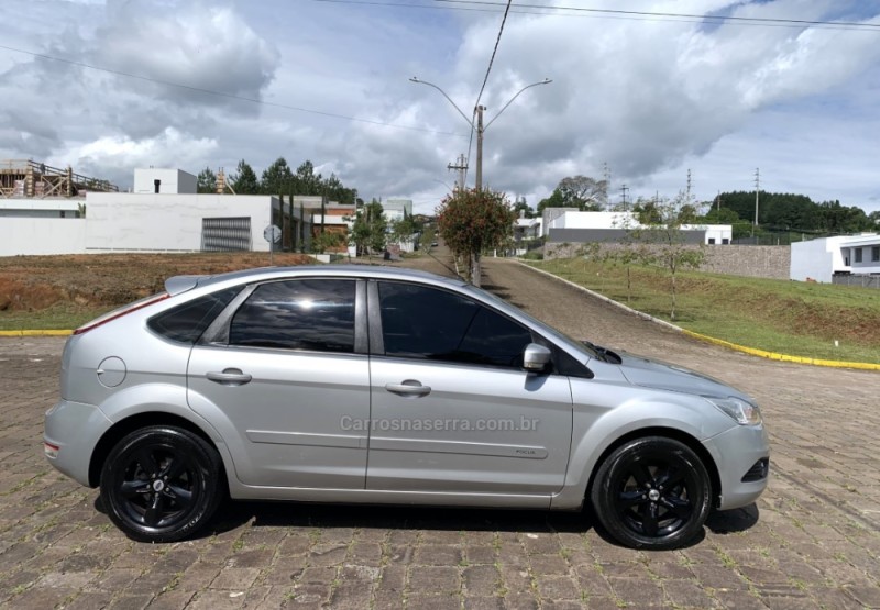 FOCUS 2.0 FC 16V GASOLINA 4P MANUAL - 2009 - GUAPORé