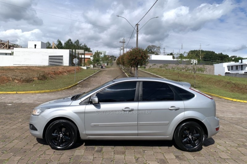 FOCUS 2.0 FC 16V GASOLINA 4P MANUAL - 2009 - GUAPORé