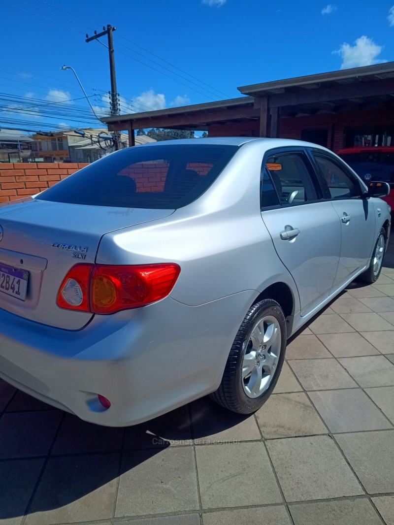 COROLLA 1.8 XLI 16V FLEX 4P AUTOMÁTICO - 2010 - CAXIAS DO SUL