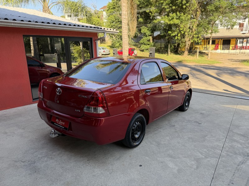 ETIOS 1.5 X SEDAN 16V FLEX 4P MANUAL - 2013 - CAXIAS DO SUL