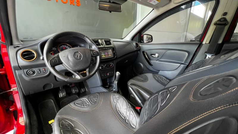 SANDERO 1.6 STEPWAY 16V FLEX 4P MANUAL - 2017 - CARLOS BARBOSA