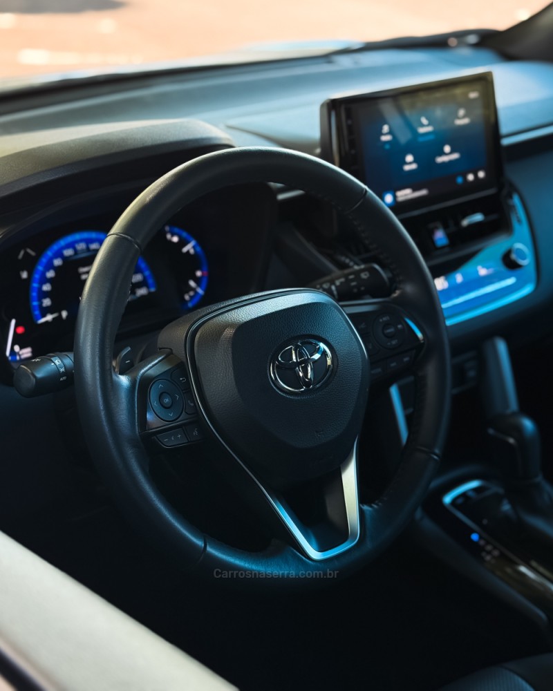 COROLLA 2.0 CROSS XRE 16V FLEX 4P AUTOMÁTICO - 2023 - NOVO HAMBURGO