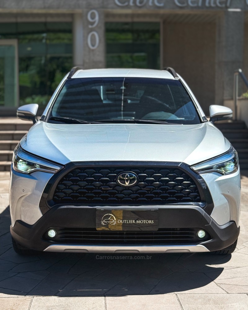 COROLLA 2.0 CROSS XRE 16V FLEX 4P AUTOMÁTICO - 2023 - NOVO HAMBURGO