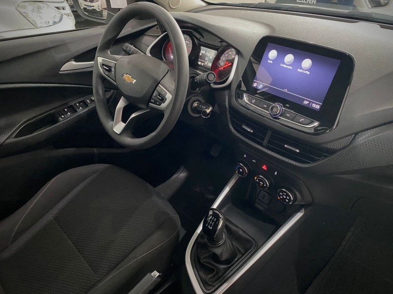 ONIX 1.0 LT 12V TURBO FLEX 4P MANUAL - 2023 - LAJEADO