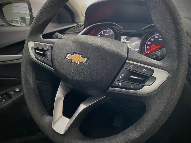 ONIX 1.0 LT 12V TURBO FLEX 4P MANUAL - 2023 - LAJEADO