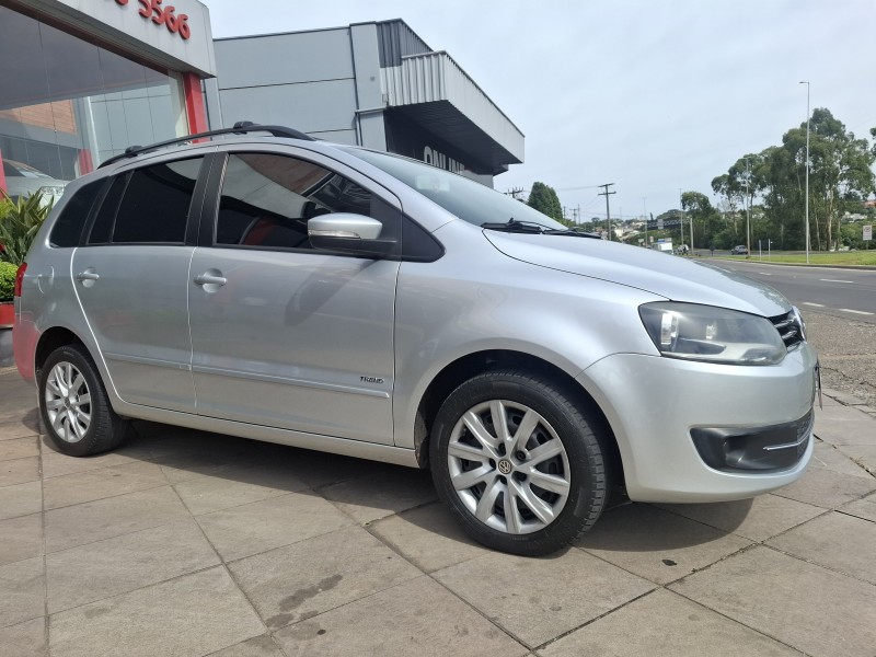 SPACEFOX 1.6 MI TREND 8V FLEX 4P MANUAL - 2012 - FARROUPILHA