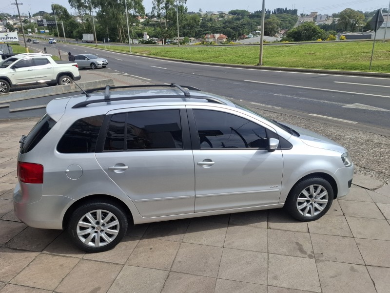 SPACEFOX 1.6 MI TREND 8V FLEX 4P MANUAL - 2012 - FARROUPILHA